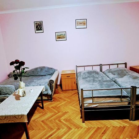 Beautiful Apartment In Old Τυφλίδα Εξωτερικό φωτογραφία
